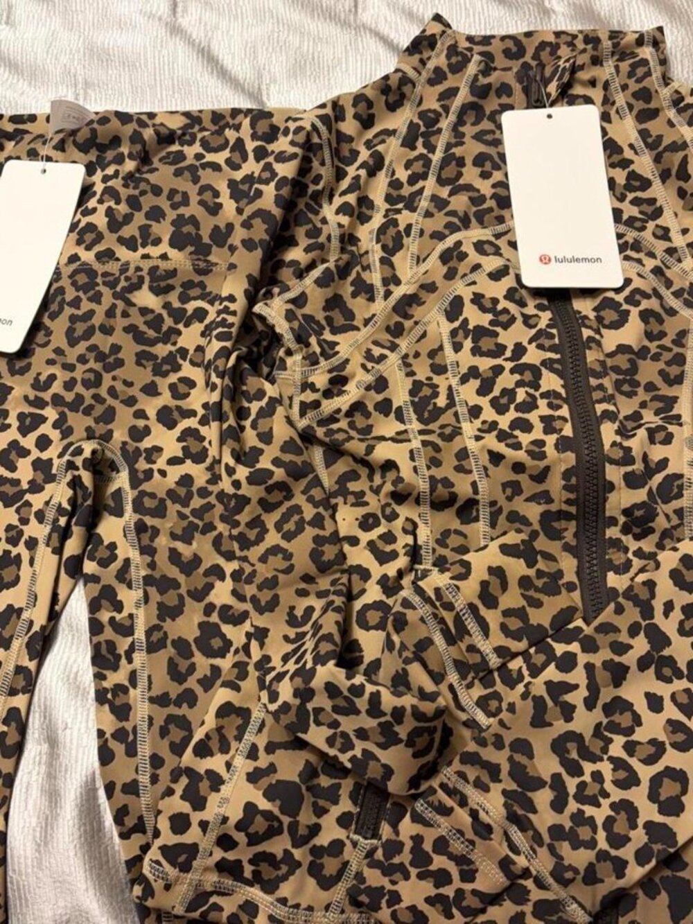 Lululemon Leopard Print Define Jacket and Align Leggings Set - Picture 4 of 5